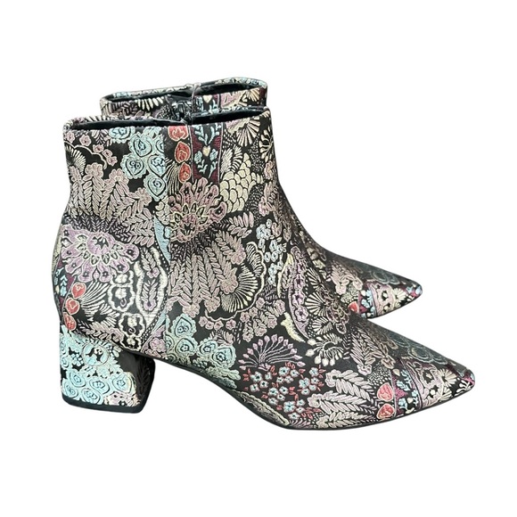 Alex Marie Tionna Block Heel Booties Brocade Size 6 - Picture 2 of 8
